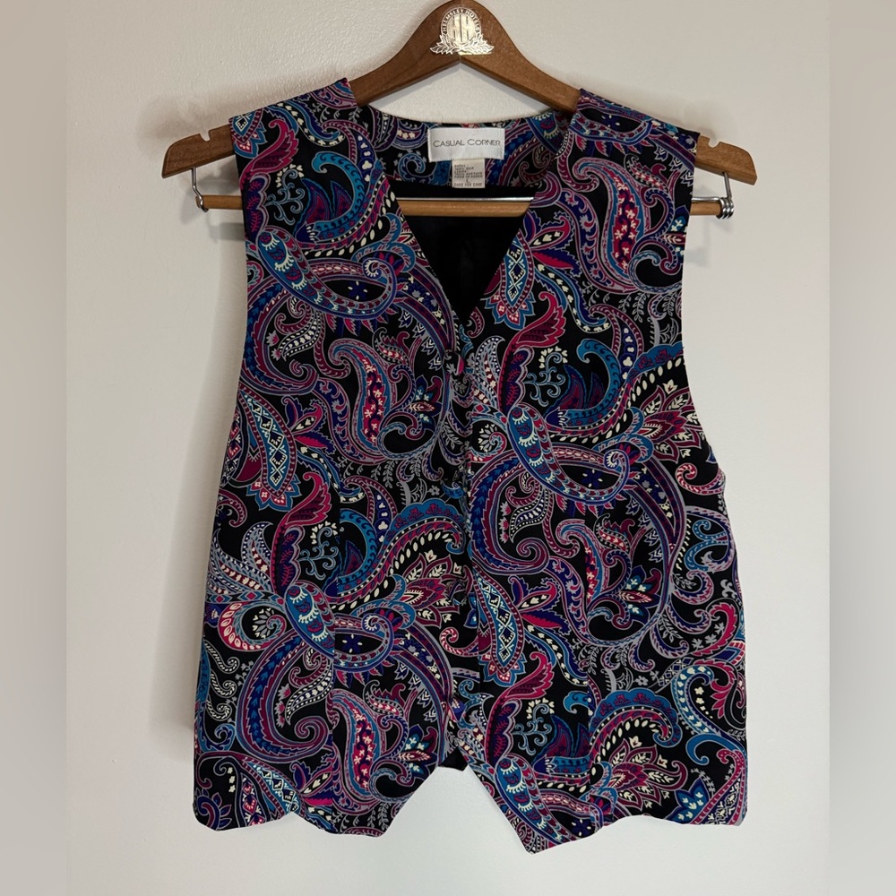 Casual Corner Women's Paisley Print Vest Black with Pink & Blue SILK size large